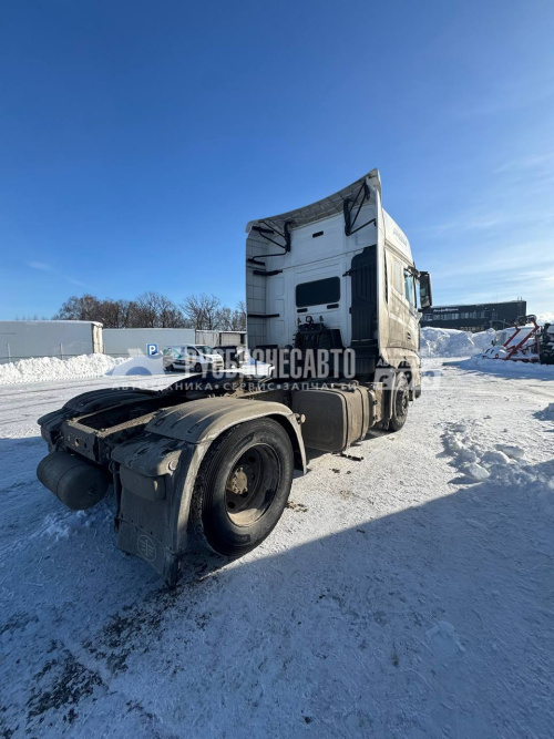 Купить Седельный тягач FAW J7 4х2 б/у (2024 г.в. 165 565 км.)(2499) в компании Русбизнесавто - изображение 2