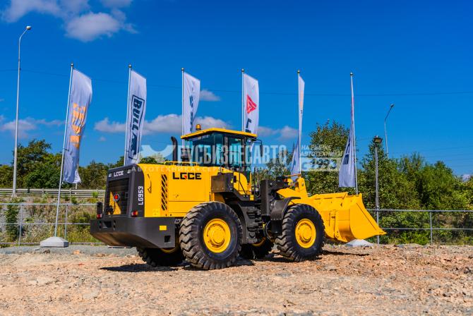 Купить Погрузчик фронтальный LGCE LG953 (ковш 3,0 м стандартный, доп. линия) в компании Русбизнесавто - изображение 1
